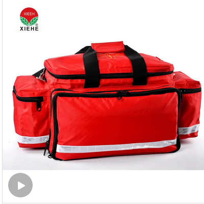 ¿Qué características debe buscar en un kit de primeros auxilios para senderismo?